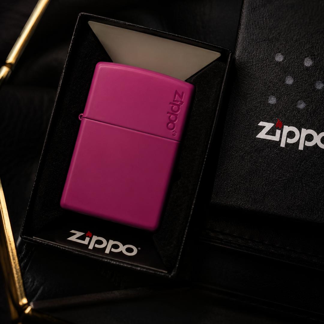 فندک زیپو اصل صورتی نئونی لوگودار Zippo 49846ZL Classic Frequency Logo