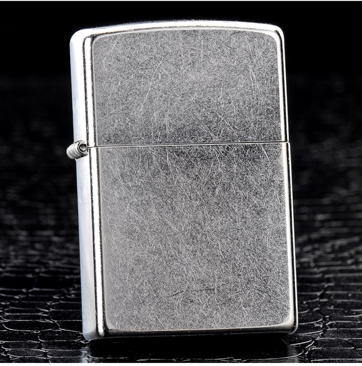 فندک زیپو اصل نقره‌ای استریت کروم لوگو کلاسیک Zippo 207 Reg