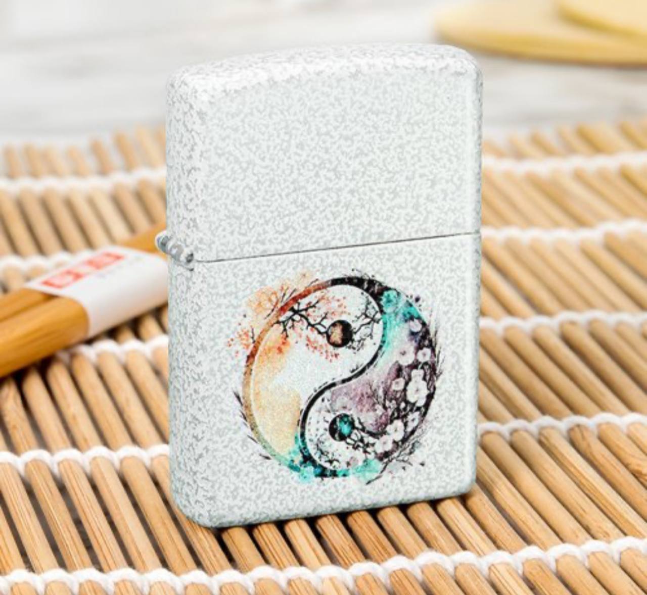 فندک زیپو ۴۶۲۴۹ طرح یین و یانگ گلدار Floral Yin and Yang با بدنه Glacier